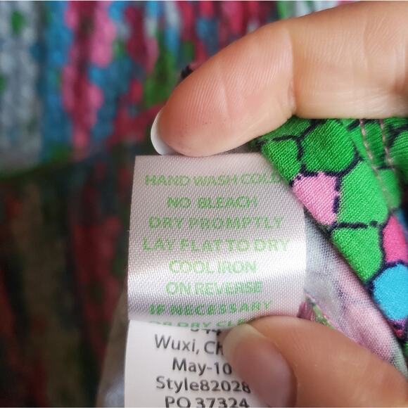 LILLY PULITZER 'SHOW ME SOME SKIN' PRINT 3/4 LENGTH SLEEVES TUNIC TOP PINK BLUE - Picture 12 of 16